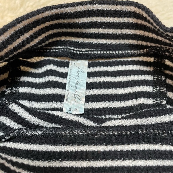 Free People Striped Mock Neck Top sz S - Picture 3 of 4